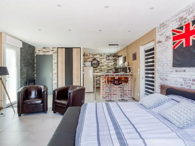 Cosy Apartment in Eperlecques with Fireplace