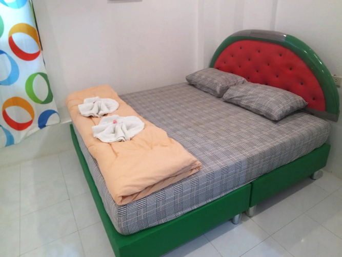 Blue Wave Cha am Hotel(โรงแรมบลู เวฟ ชะอำ)
