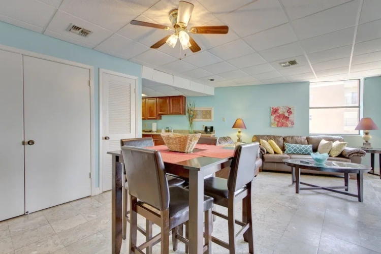 2 Bedrooms Standard room with bay view