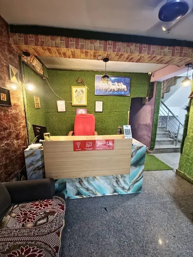 Green Orbit Hotel