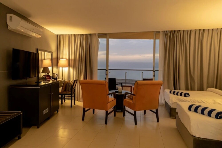 O Beach Hotel & Resort