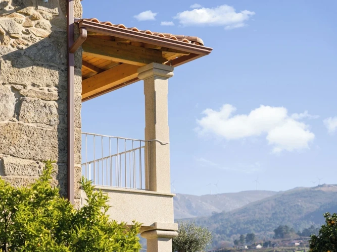 Standard Family room with balcony and with mountain view