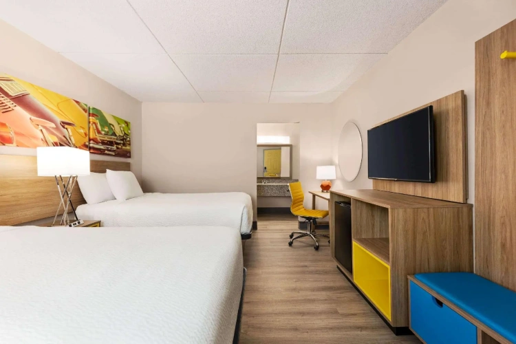 Standard Quadruple room