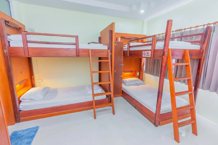 Phangan Barsay Hostel