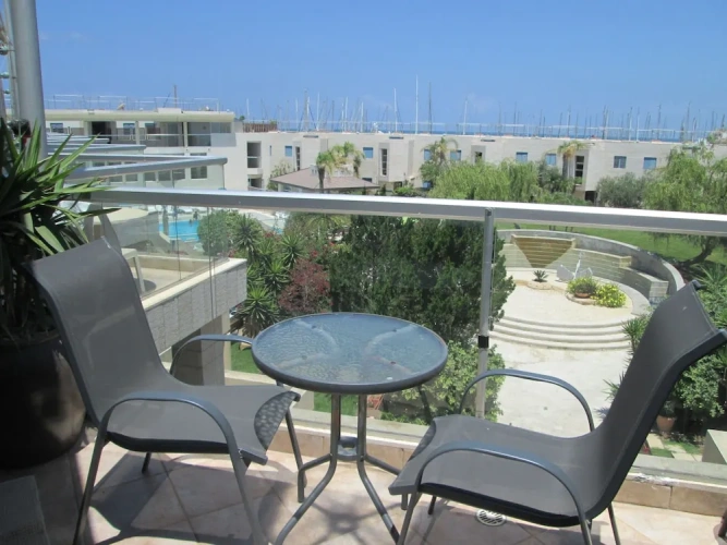 1 Bedroom Apartment with balcony and with view