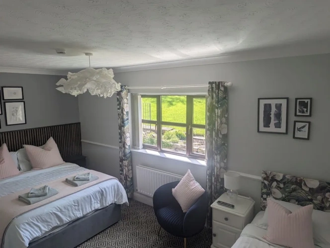 Classic Triple room with garden view