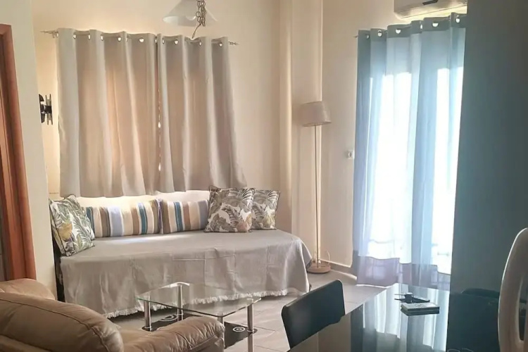 Arethousa Urban View - Chalkida s Cozy Nest