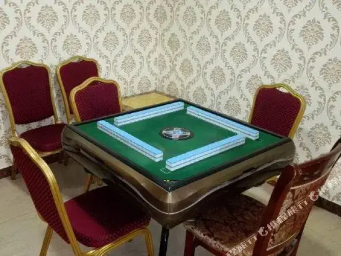 Hongyang Business Hotel