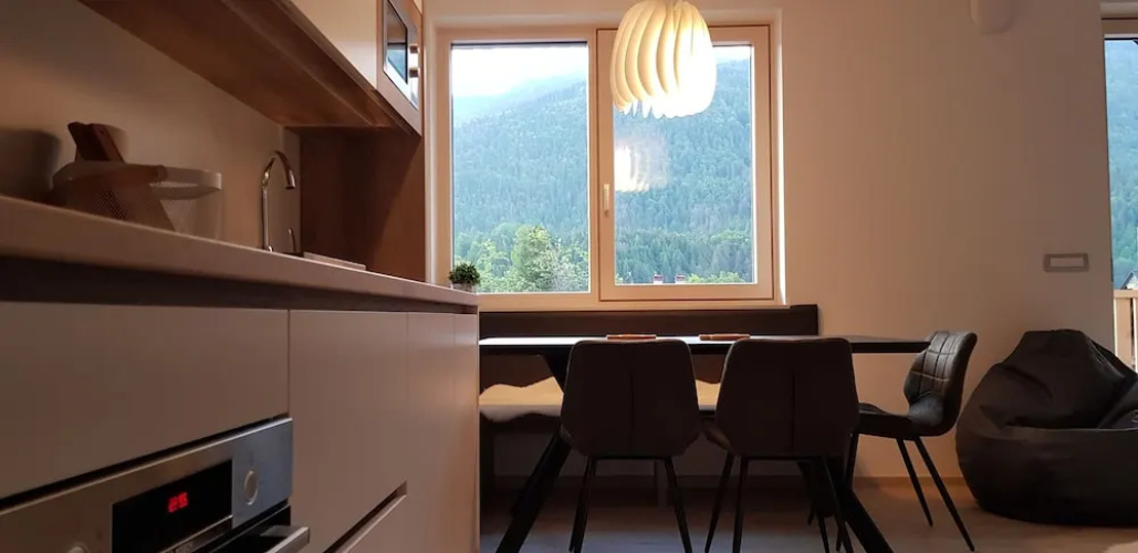 House Mojca - Apartments Lena