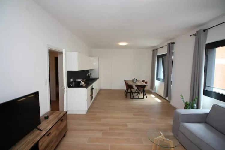 Boutique Apartment 9