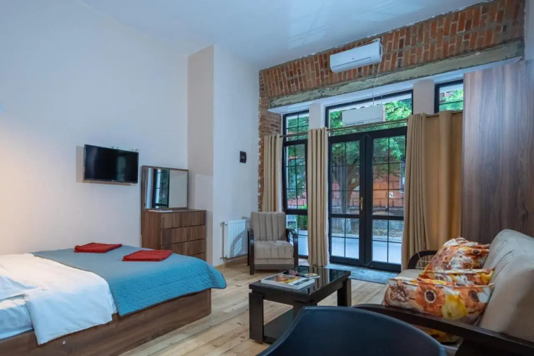 Geqor's Apartment