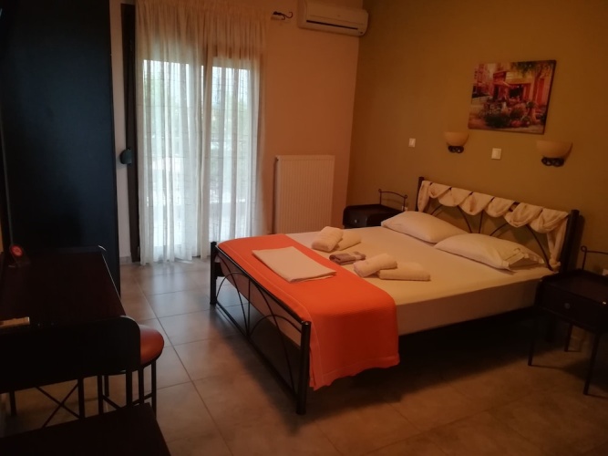 Family Suite with balcony and with pool view
