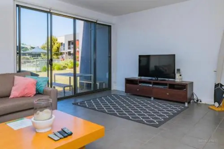 19 Coast Drive