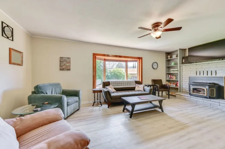 3 Bedrooms Cottage