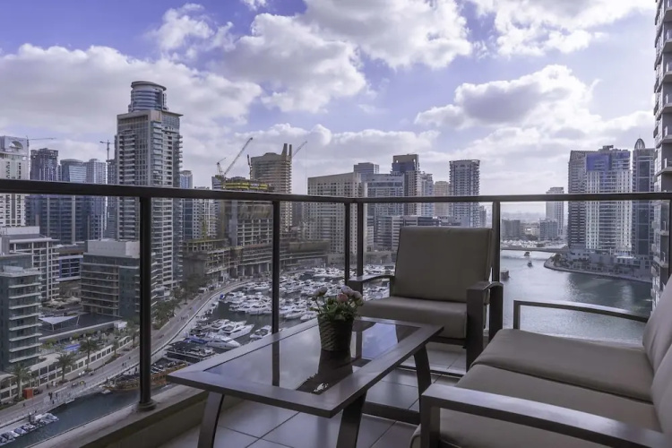 Splendid Apt With Breathtaking Dubai Marina View!