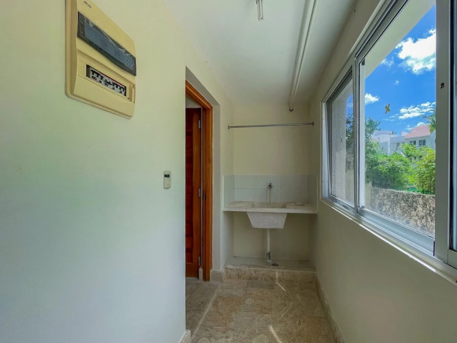 Cute Apartment Only Steps From the Beach