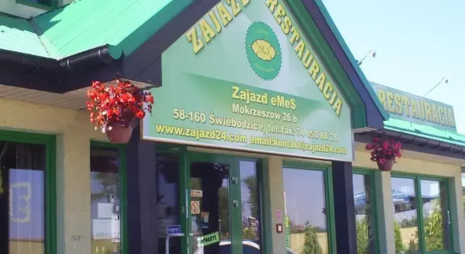 Zajazd eMeS