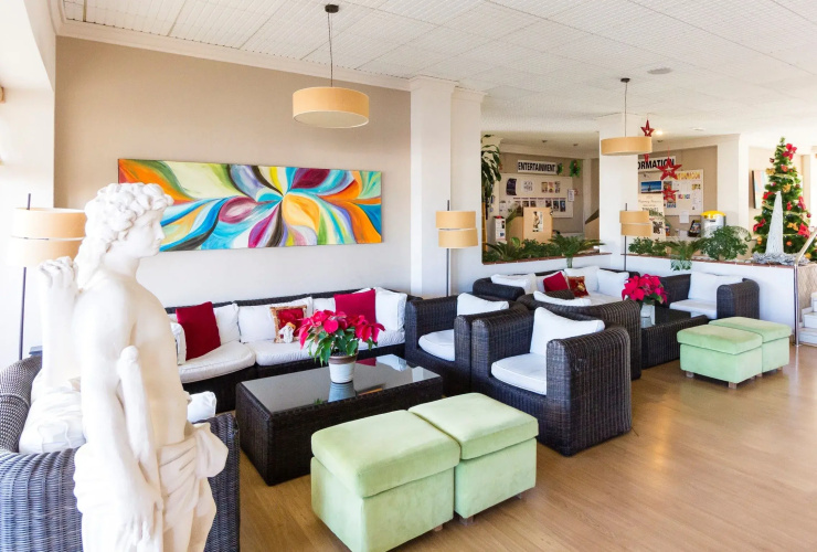 Regency Torviscas Apartments & Suites