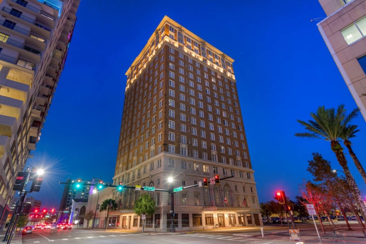 Hotel Flor Tampa Downtown, Tapestry Collection by Hilton photo 15