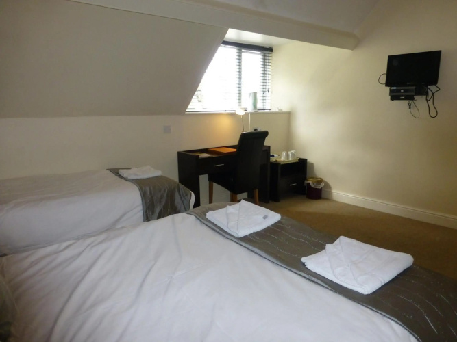 Maes Manor Hotel