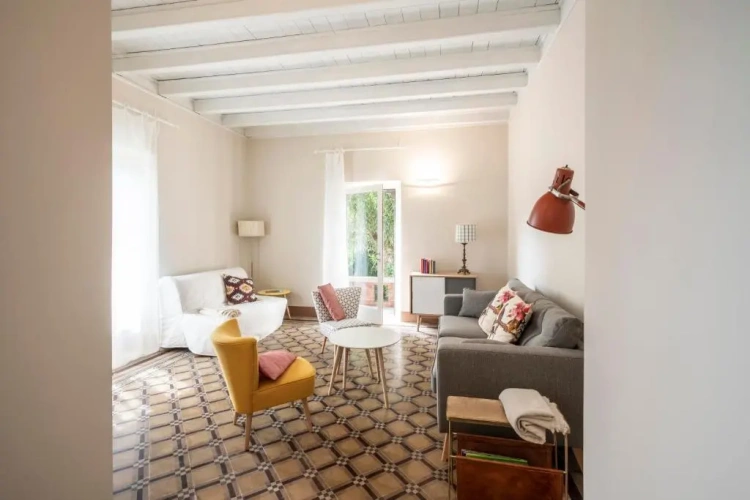 2 Bedrooms Cottage