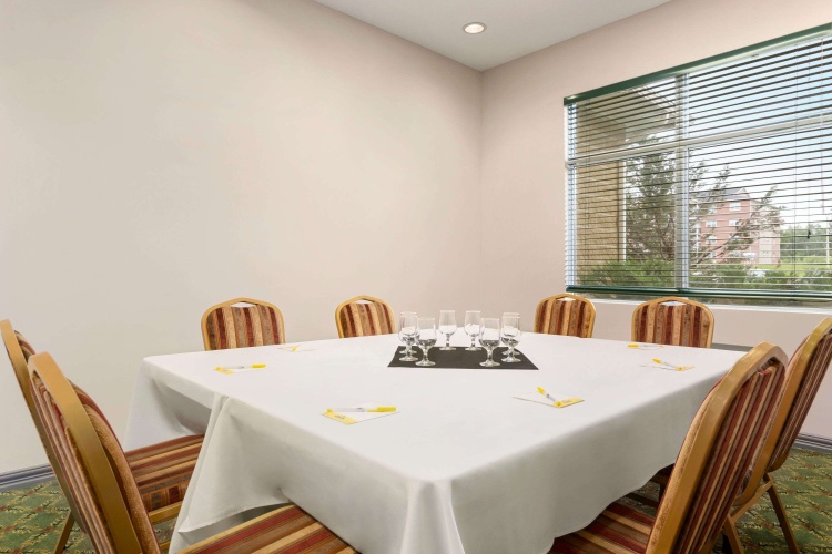 Days Inn By Wyndham Oromocto Conference Centre photo 16
