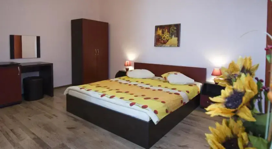 Vromos Guest House