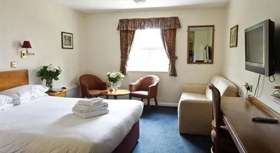 Cobham Lodge