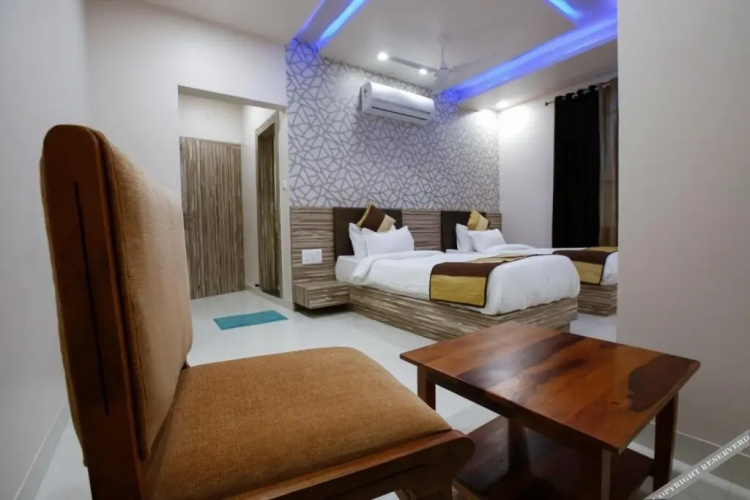 Hotel Krish Palace
