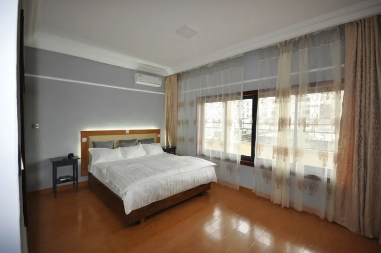 2 Bedrooms Deluxe Apartment