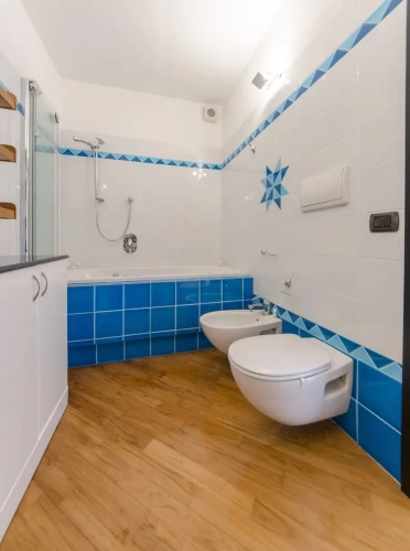 1 Bedroom Apartment with balcony and with harbour view