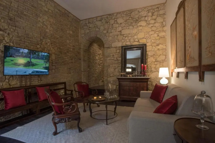 Suite via Sulis 61