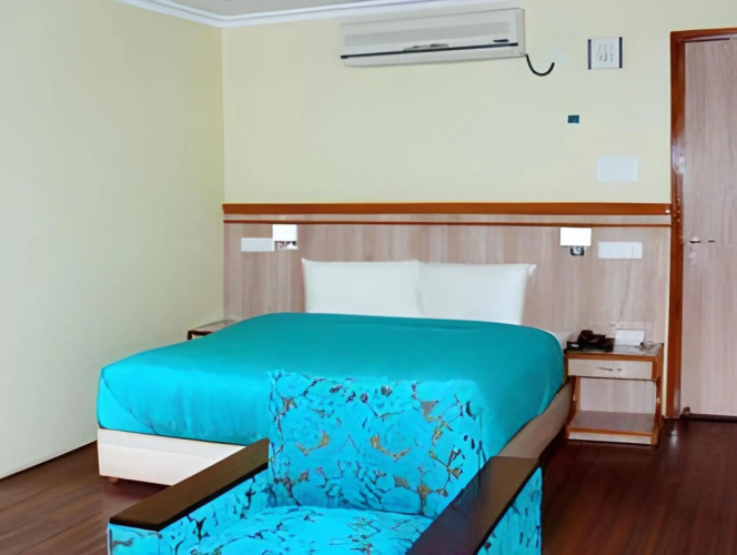 The Regent Palms Hotel