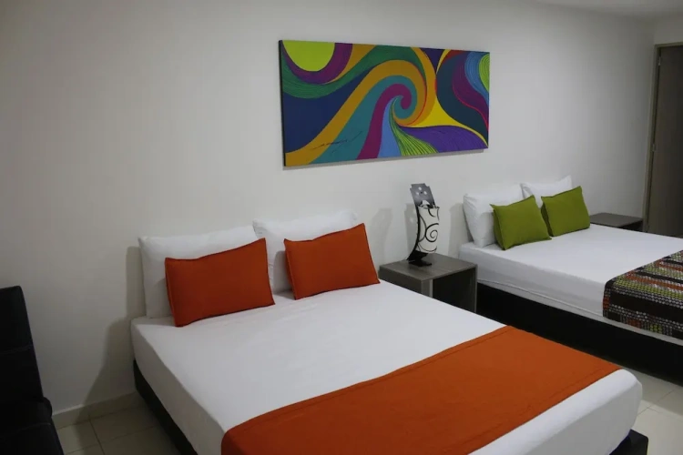 Standard Triple room