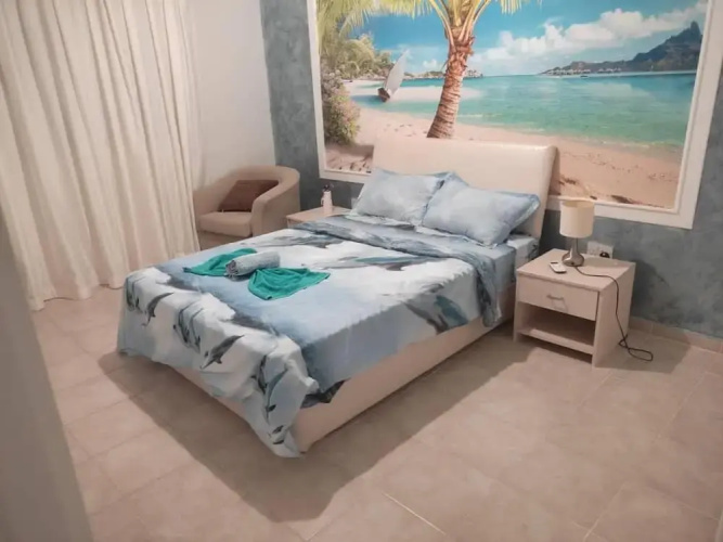 Remarkable 1-bed House