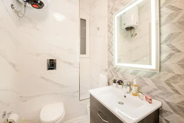 Atlantis Holiday Suites