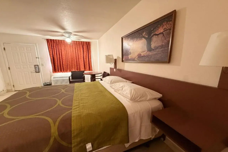 Del Rio Hotel O near Mesa Downtown