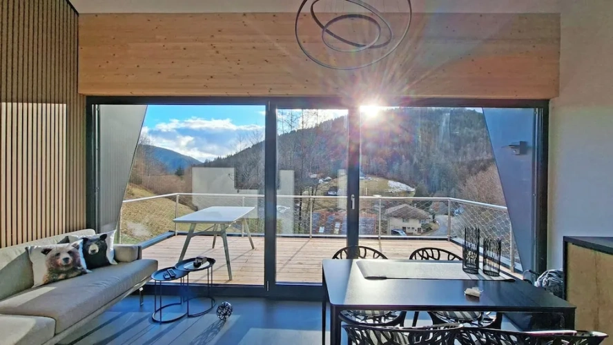 2 Bedrooms Deluxe Apartment with view