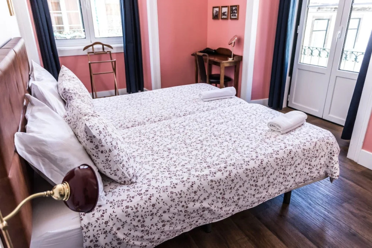 Home Lisbon Hostel
