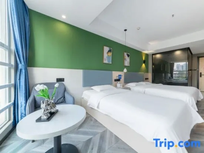 Standard Twin Family room