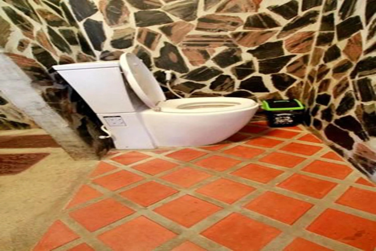 J&J Guesthouse