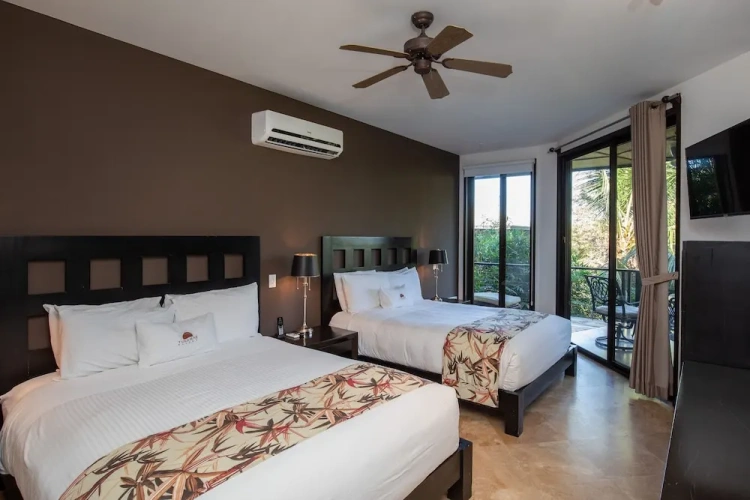 2 Bedrooms Premium Villa with balcony
