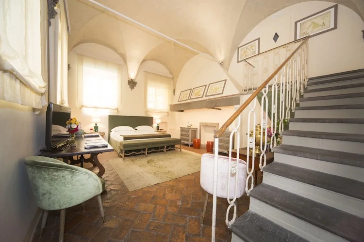 Deluxe Double Basement room