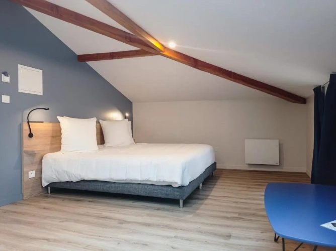 Deluxe Double Suite