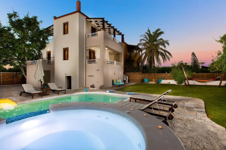 Aestas Residence