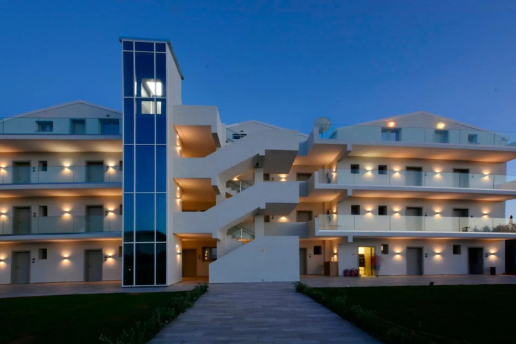V Luxury Suites - Korfu
