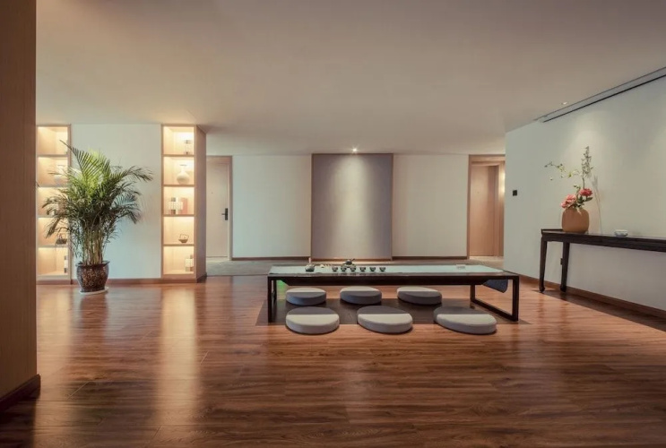 Qianna Qianxun Hotel