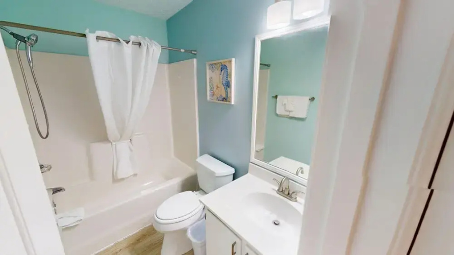 River Oaks 38f 2 Bedroom Condo