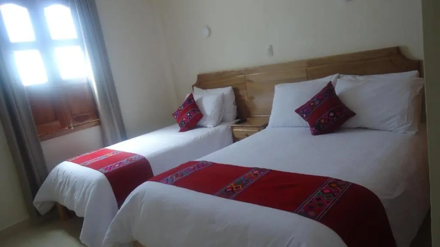 Standard Triple room