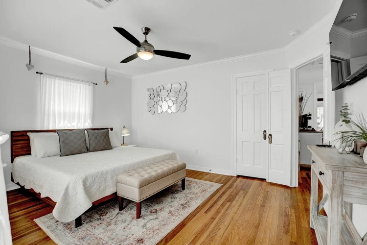 Guest rooms